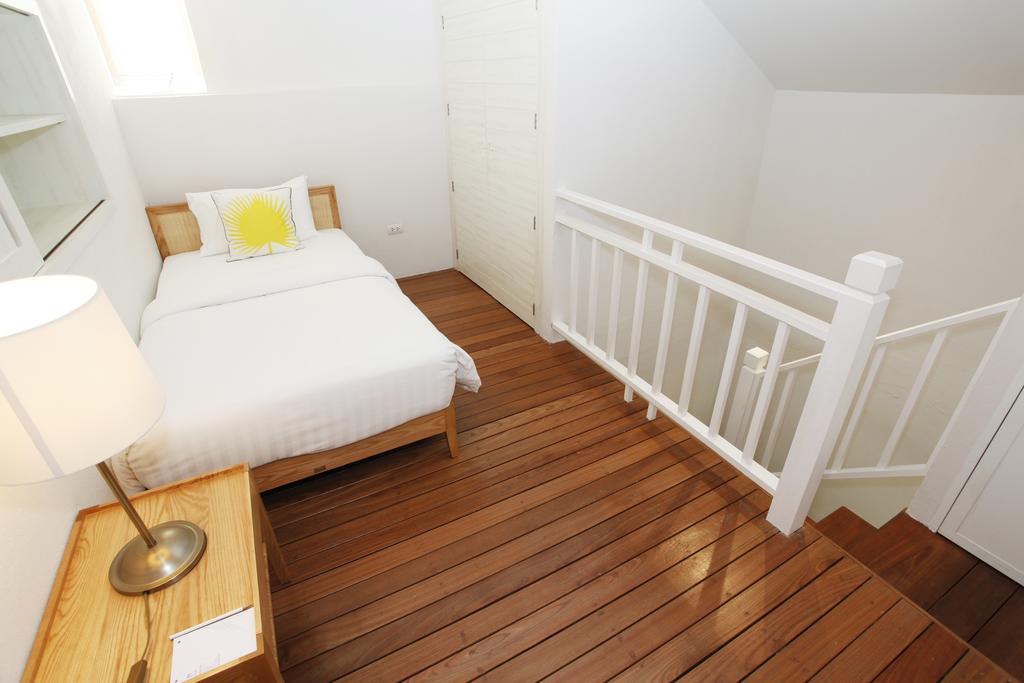 Nishaville Resort 쁘라쭈압키리칸 외부 사진